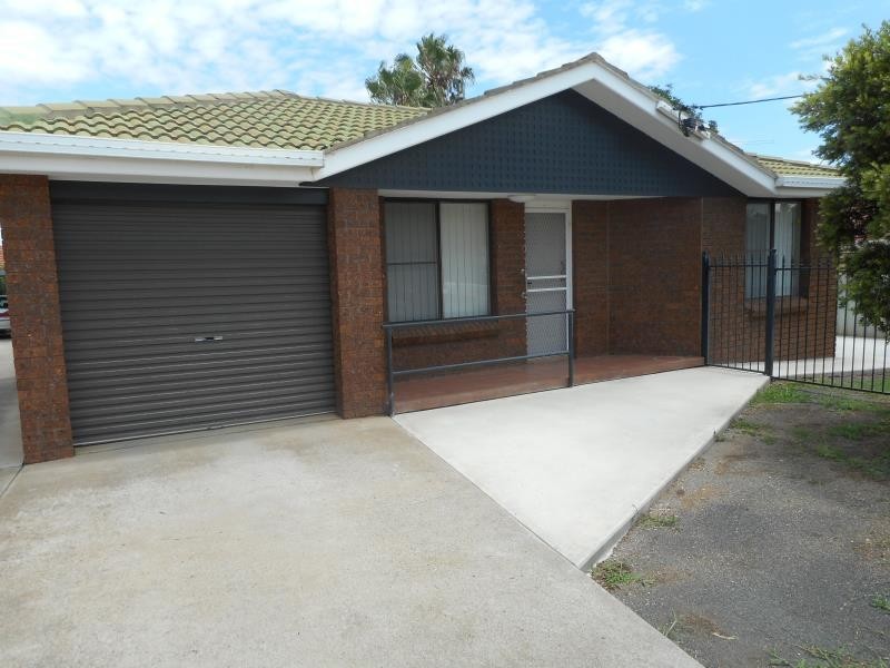 1/9 Piper Street, Tamworth NSW 2340