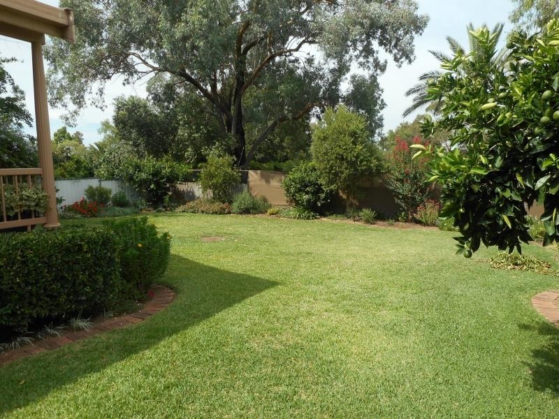 2/69 Napier Street, Tamworth NSW 2340