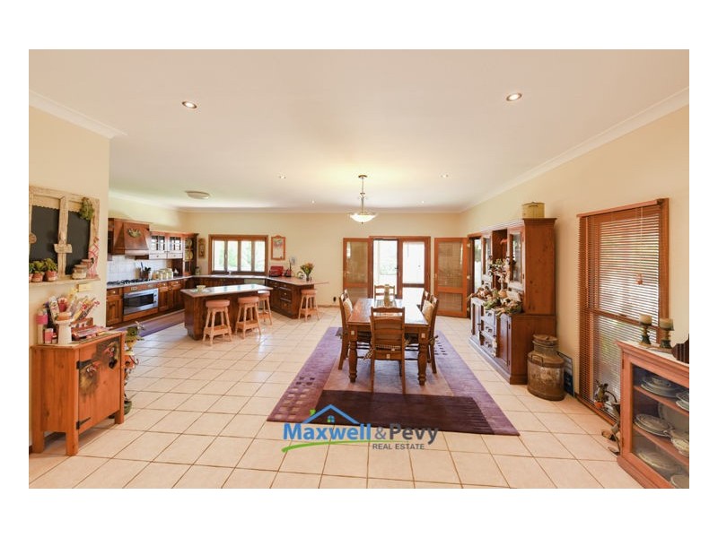 24 Parry Street, Tamworth NSW 2340