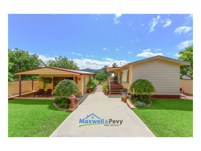 24 Parry Street, Tamworth NSW 2340