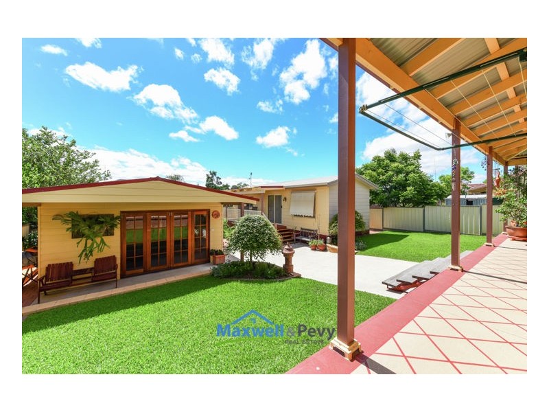 24 Parry Street, Tamworth NSW 2340