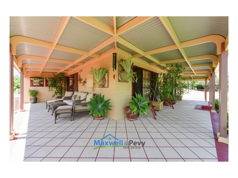 24 Parry Street, Tamworth NSW 2340