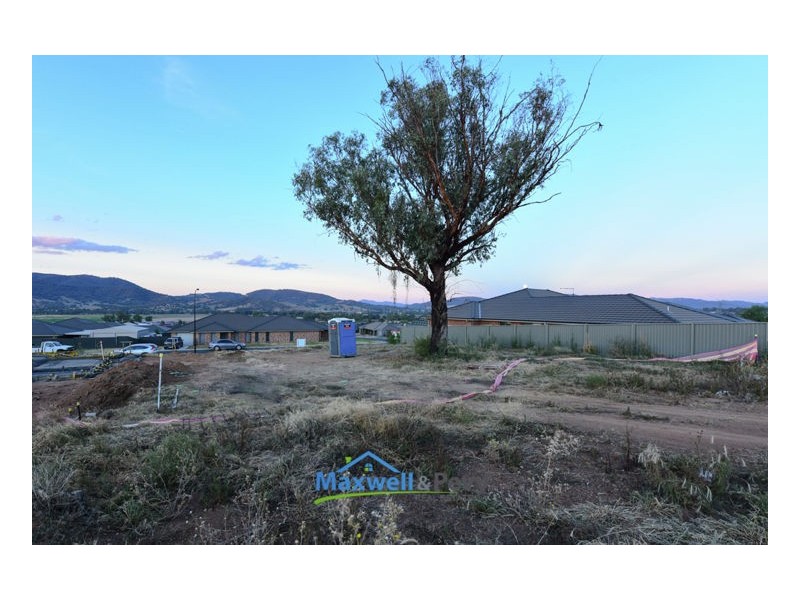 8 Ibis Street, Calala NSW 2340