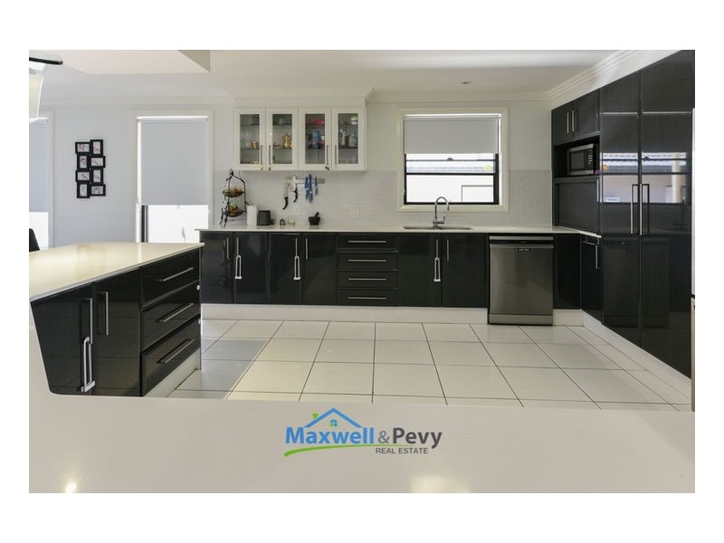 24 Rosella Avenue, Calala NSW 2340