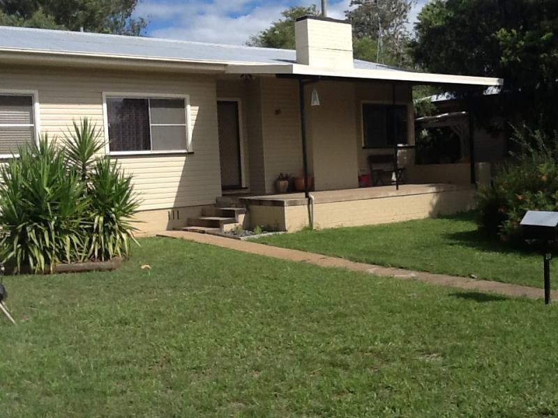 20 Erwin Street, Tamworth NSW 2340