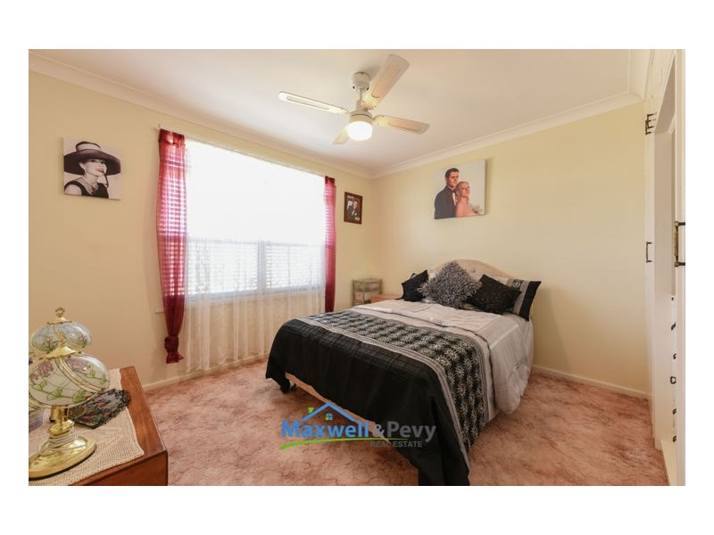 19 Kurrawan Street, Tamworth NSW 2340