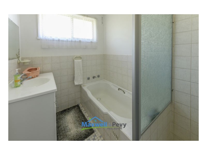 19 Kurrawan Street, Tamworth NSW 2340