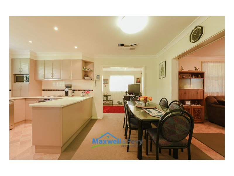 19 Kurrawan Street, Tamworth NSW 2340