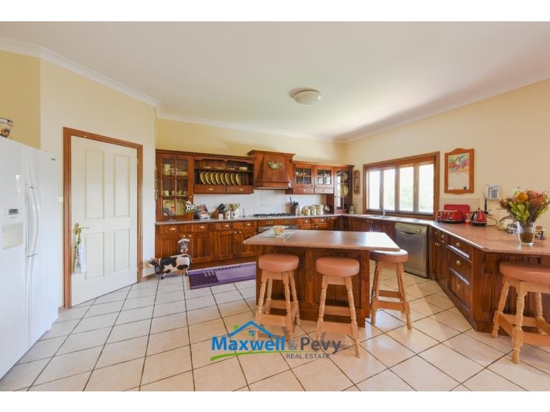 24 Parry Street, Tamworth NSW 2340