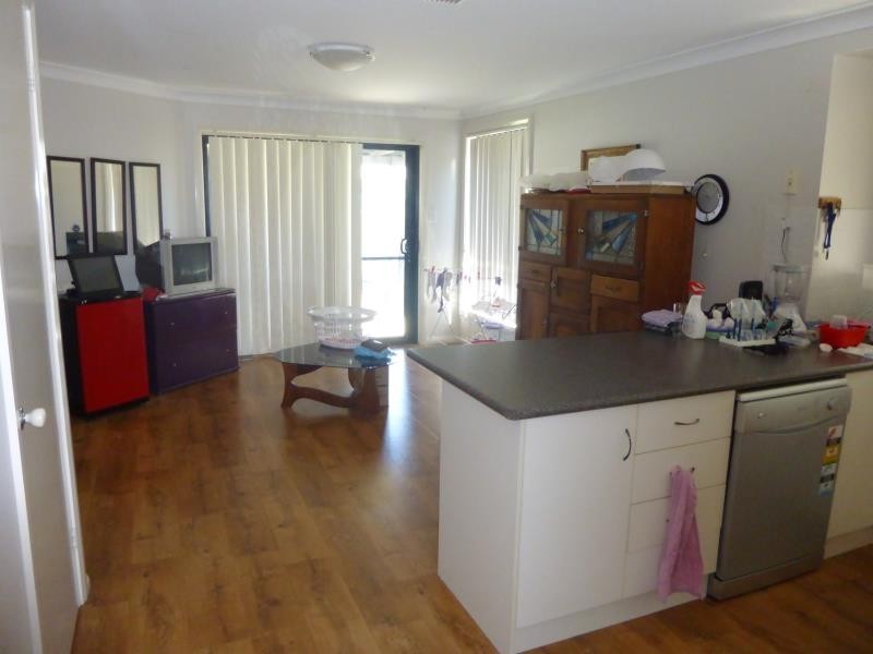 6 Burdekin Place, Tamworth NSW 2340