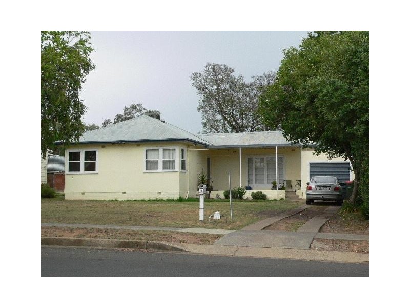 18 Hillvue Road, Tamworth NSW 2340