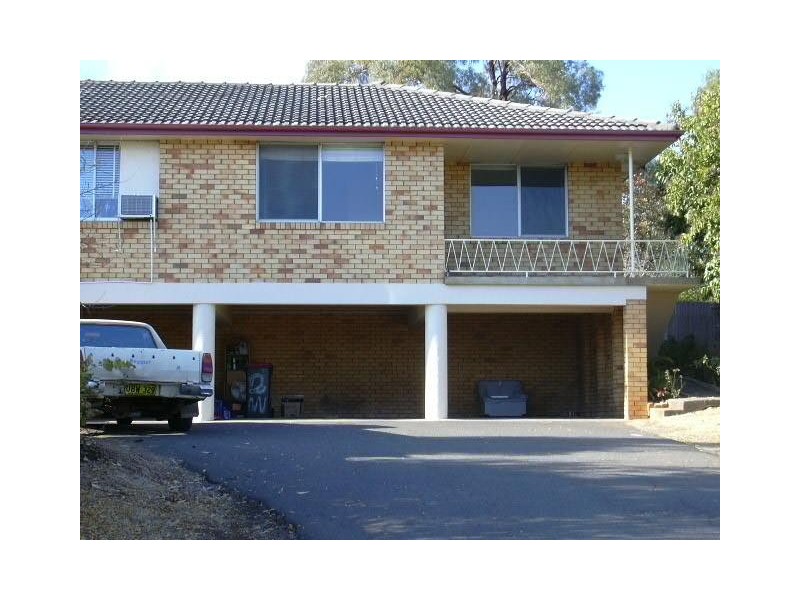 2/38A Carthage Street, Tamworth NSW 2340