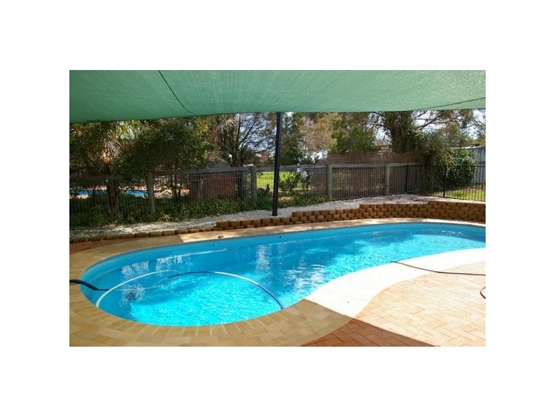 33 Glengarvin Drive, Tamworth NSW 2340