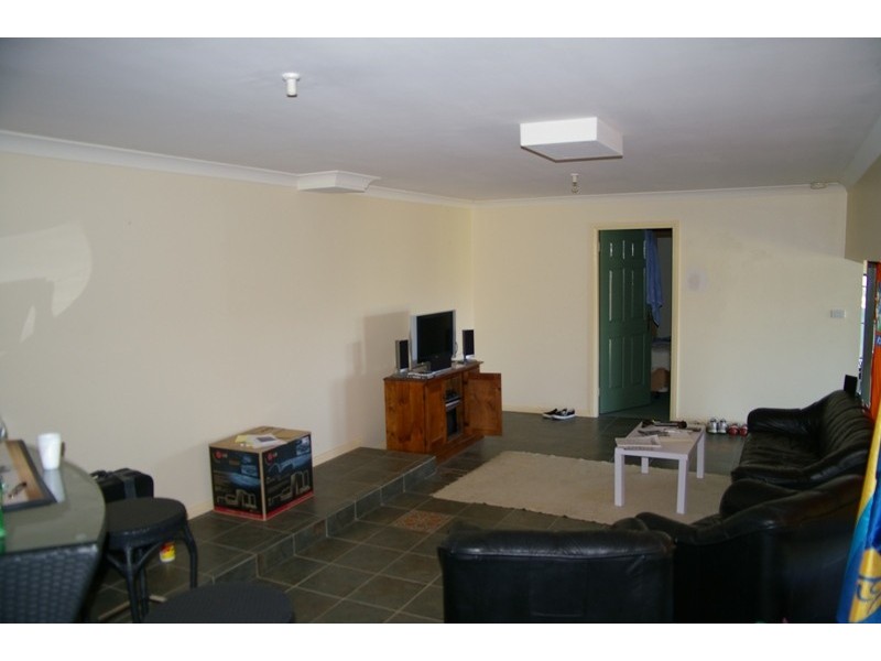 25 Woodbry Crescent, Tamworth NSW 2340