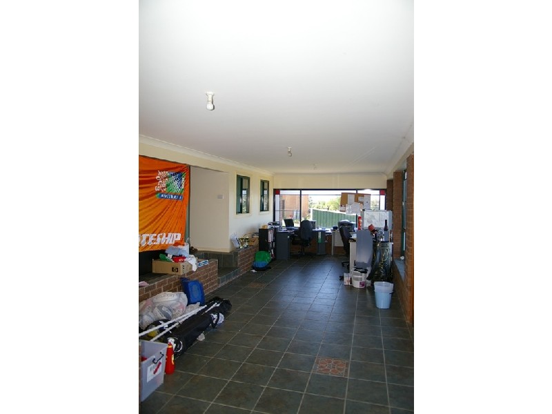 25 Woodbry Crescent, Tamworth NSW 2340