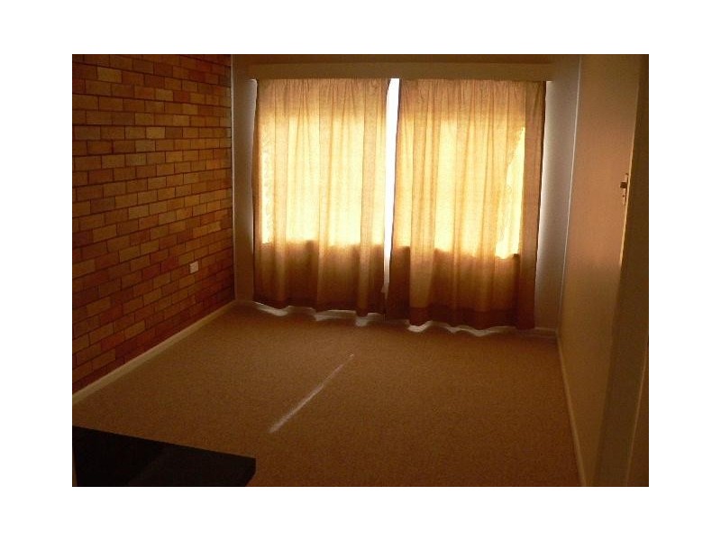 2/2 VERA STREET, Tamworth NSW 2340