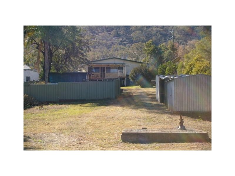 489 ARMIDALE ROAD, Tamworth NSW 2340