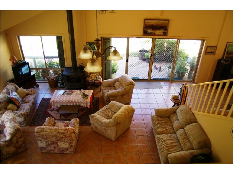 40 Moonbi Lookout RD, Moonbi NSW 2353