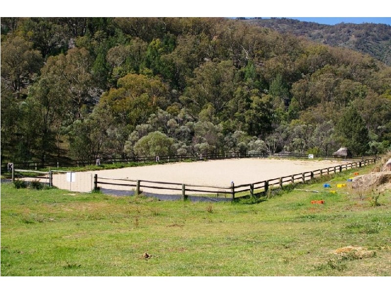 40 Moonbi Lookout RD, Moonbi NSW 2353