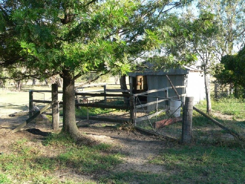 1264 New England Highway, Kootingal NSW 2352