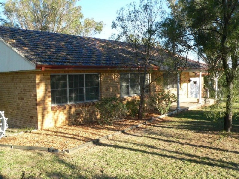 1264 New England Highway, Kootingal NSW 2352