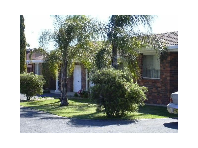 2/83 DENISON STREET, Tamworth NSW 2340