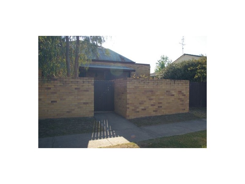 1/60 CROWN STREET, Tamworth NSW 2340