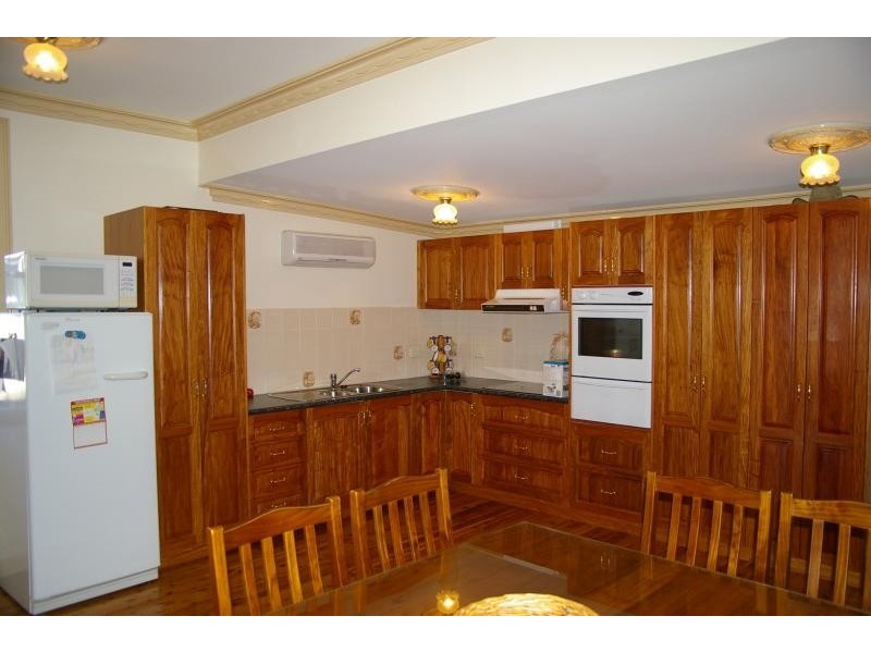 45 Robert Street, Tamworth NSW 2340