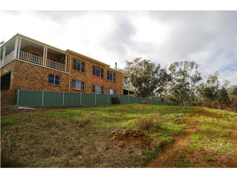 89 Yarmouth Pde, Tamworth NSW 2340