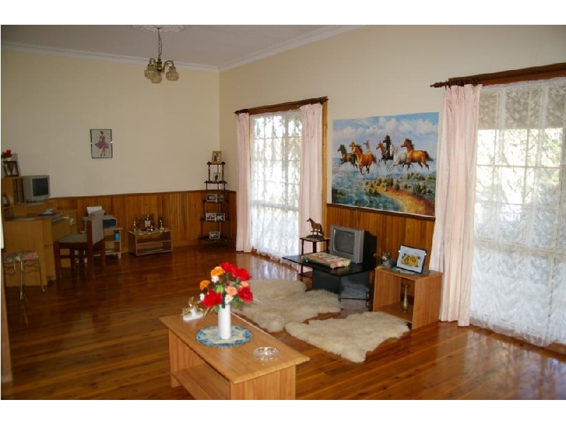 64 Scotland Street,Somerton, Tamworth NSW 2340