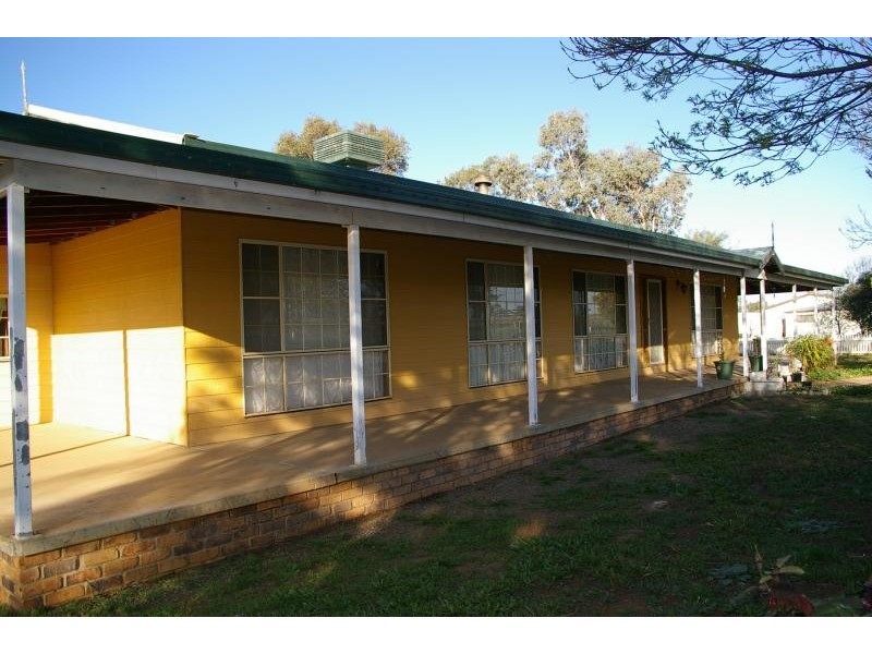 64 Scotland Street,Somerton, Tamworth NSW 2340