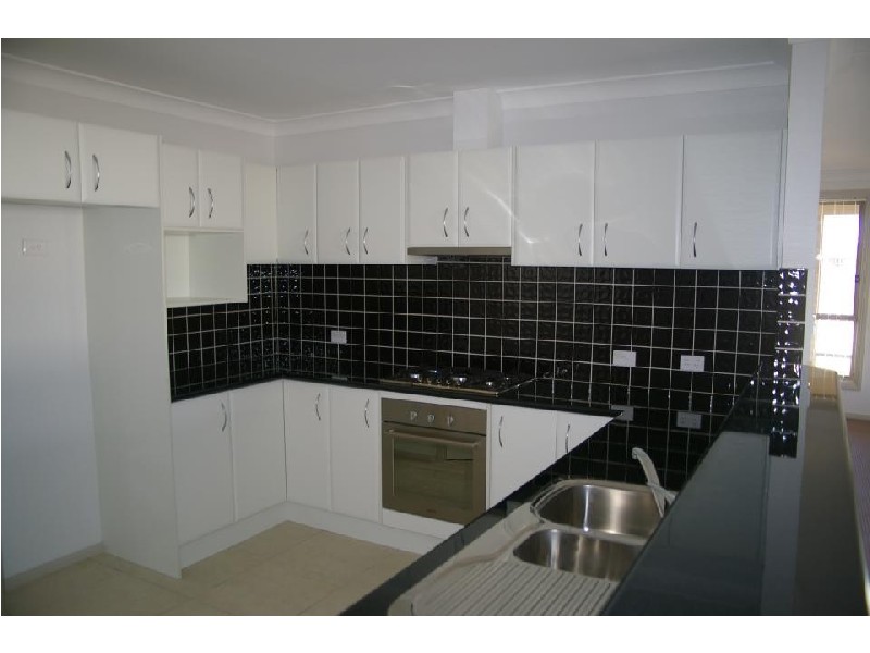 19 HIBISCUS WAY, Tamworth NSW 2340