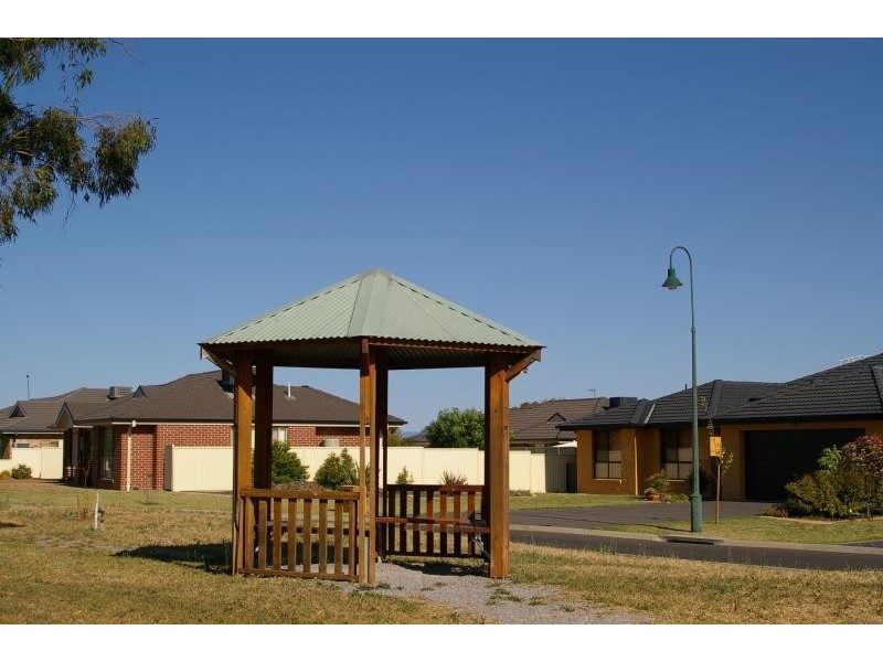 22A  The Retreat, Tamworth NSW 2340