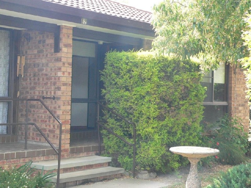 2/62 GRIFFIN AVENUE, Tamworth NSW 2340
