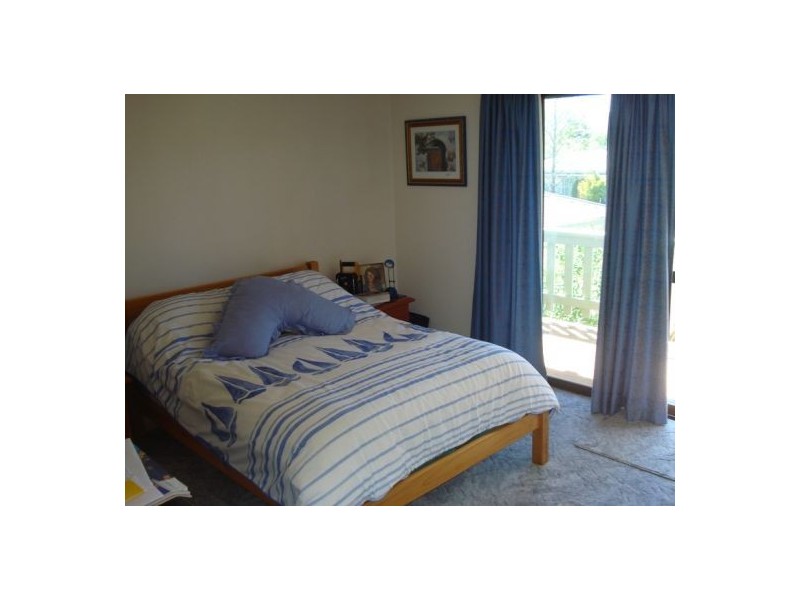 18  Robey Street, Kootingal NSW 2352