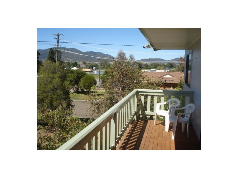 18  Robey Street, Kootingal NSW 2352