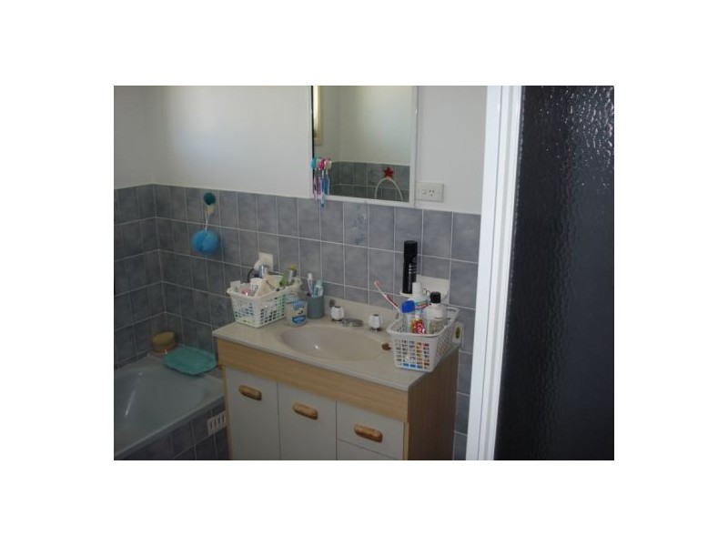 18  Robey Street, Kootingal NSW 2352