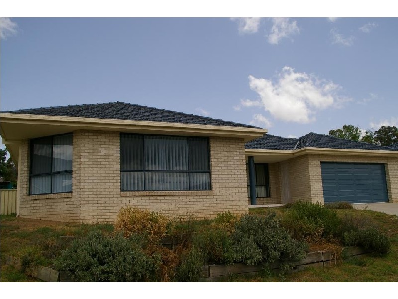 41 PEREGRINE AVENUE, Calala NSW 2340