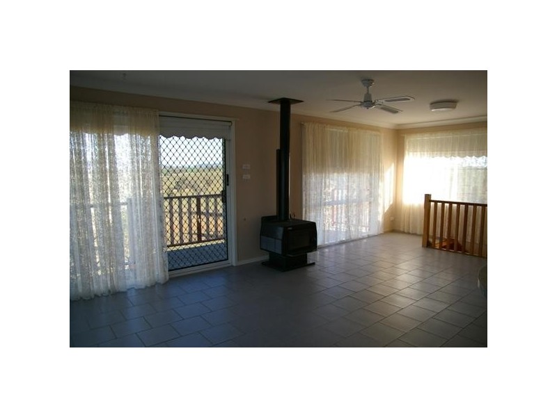 32 AMY CRESCENT, Loomberah NSW 2340