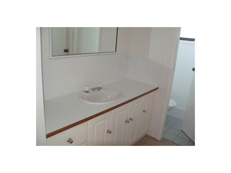 2/9 PIPER STREET, Tamworth NSW 2340