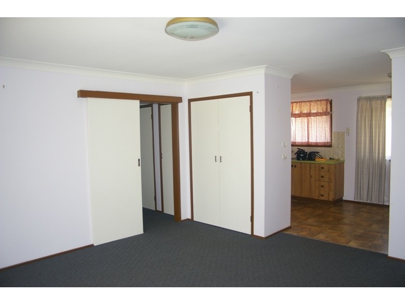 4 Illoura Street, Tamworth NSW 2340