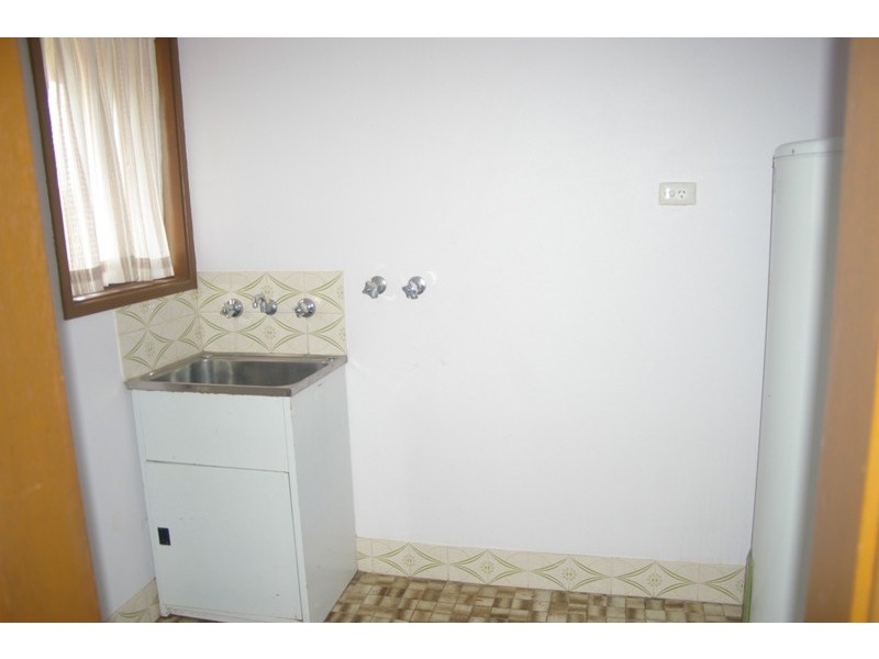 4 Illoura Street, Tamworth NSW 2340