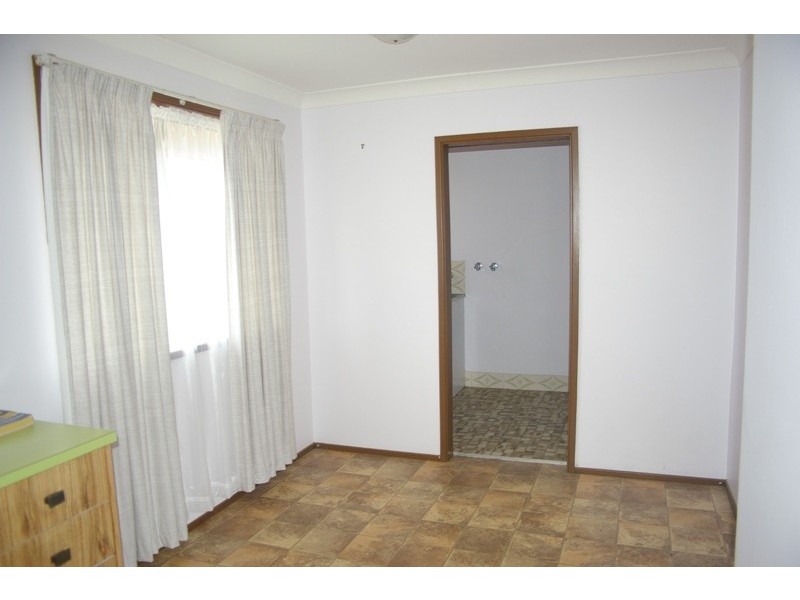 4 Illoura Street, Tamworth NSW 2340