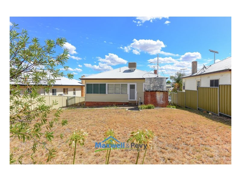 160 Belmore Street, Tamworth NSW 2340
