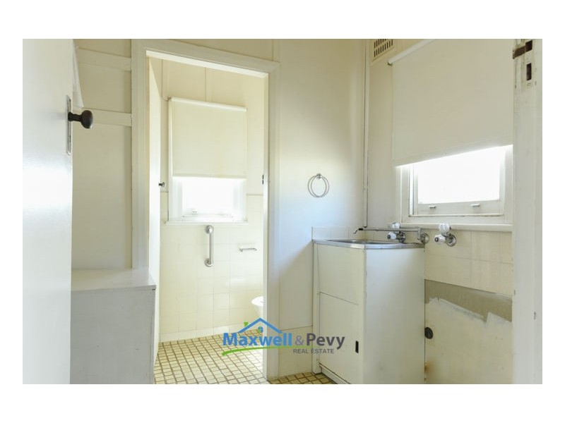 160 Belmore Street, Tamworth NSW 2340