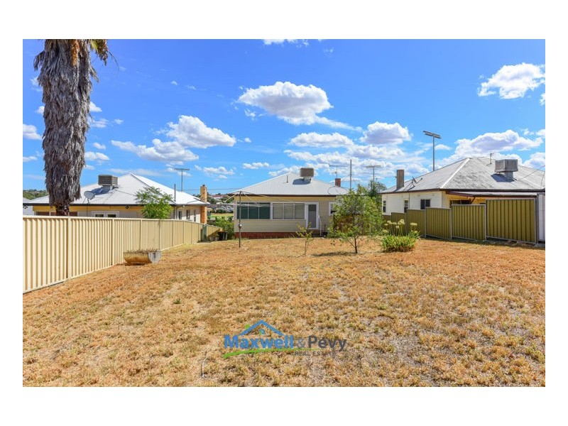 160 Belmore Street, Tamworth NSW 2340