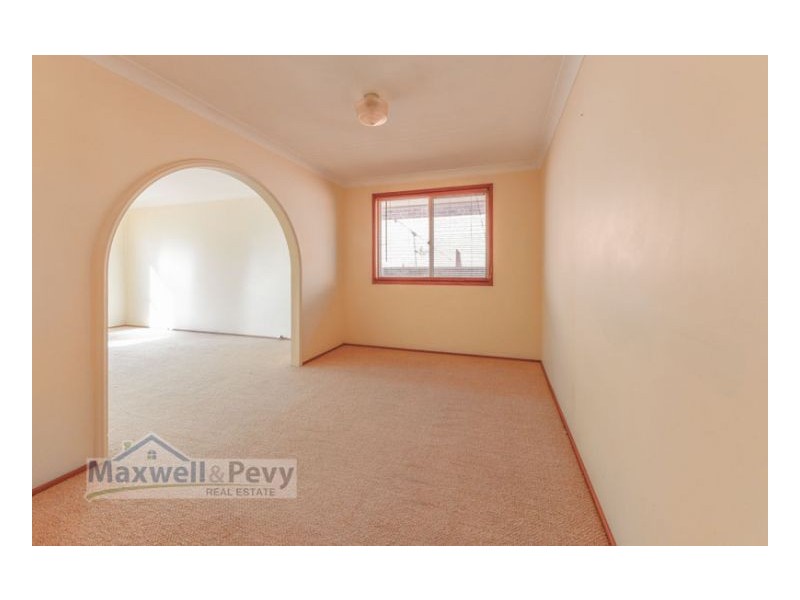 2 Wattle Close, Tamworth NSW 2340