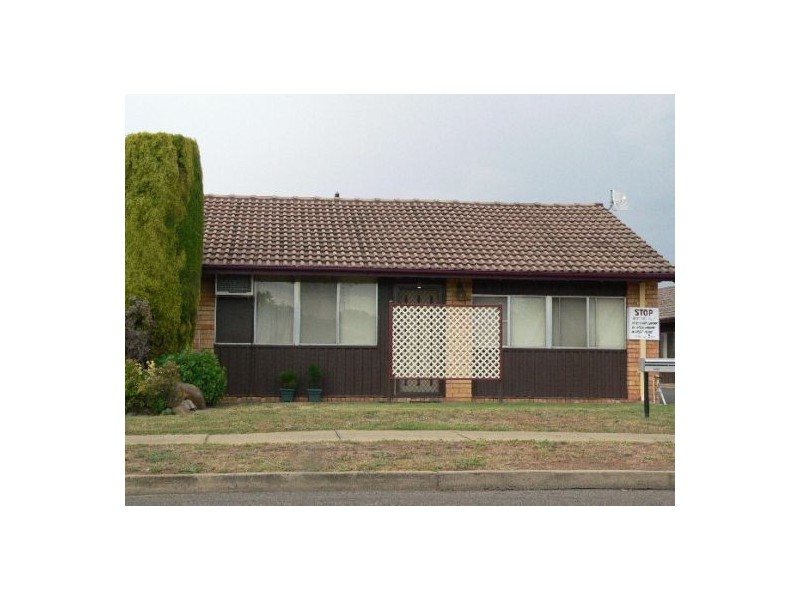 11/9-13 DIANE STREET, Tamworth NSW 2340