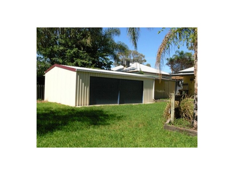 42 DENMAN AVE, Kootingal NSW 2352