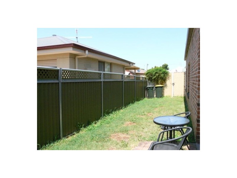 2/75 BELMORE STREET, Tamworth NSW 2340